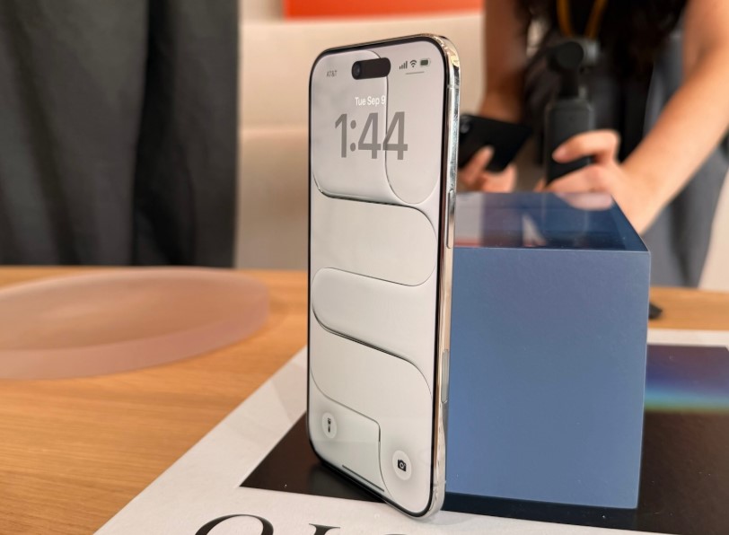 Việc tích hợp iPhone 17 eSIM với Wi-Fi 7 độc quyền Apple giúp tối ưu hệ sinh thái nhà Táo
